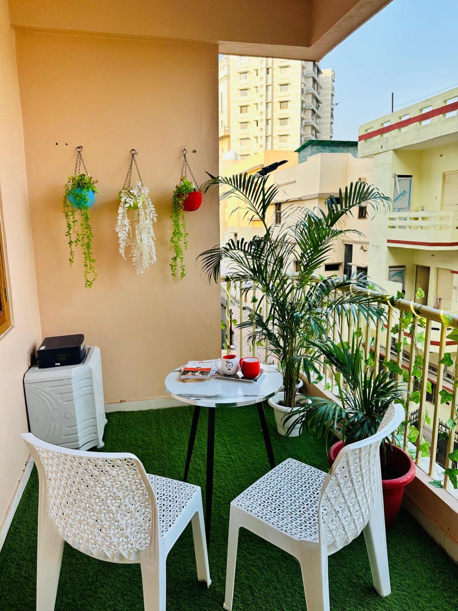 Zoomstay - 3Bhk Apartments Varanasi Exterior photo