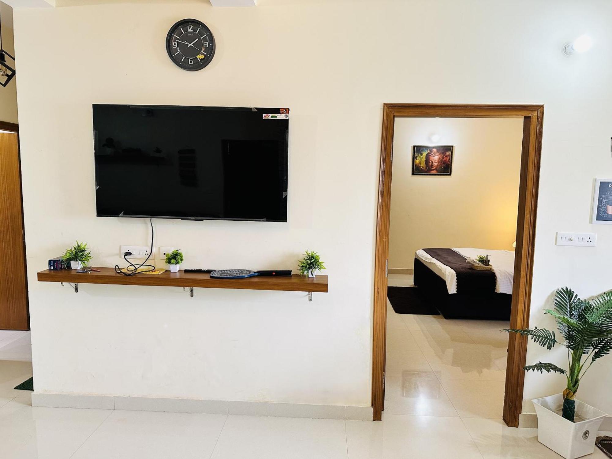Zoomstay - 3Bhk Apartments Varanasi Exterior photo
